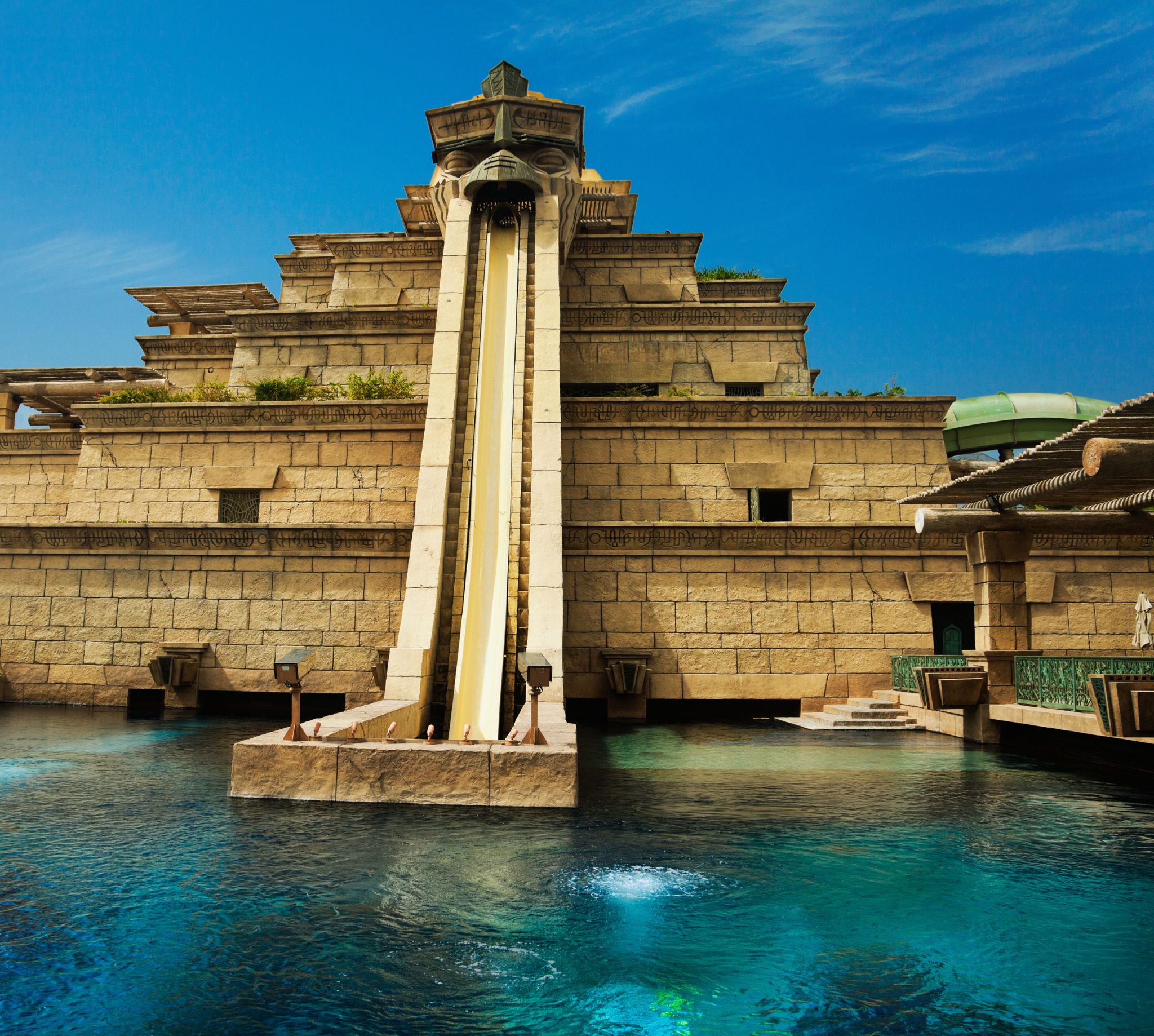 10 BEST THINGS TO DO IN DUBAI visual data 6